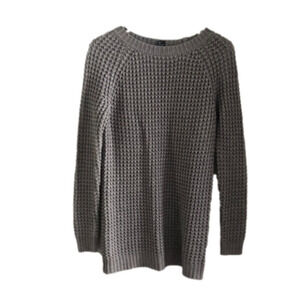 Gray  Chunky Waffle Knit Sweater Size Small